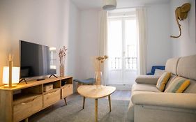 Nqn Aparts & Suites Madrid